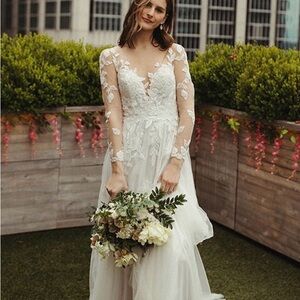 Vow’d “Faithful” Wedding Dress - New with tags!